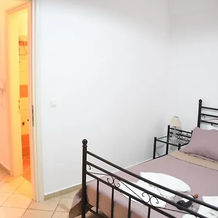 アパート Little Yard & #3