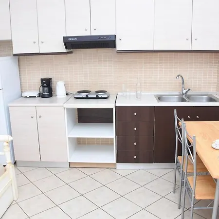 Little Yard & #3 Naxos City